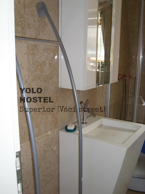 Yolo Hostel บูดาเปสต์ ภายนอก รูปภาพ