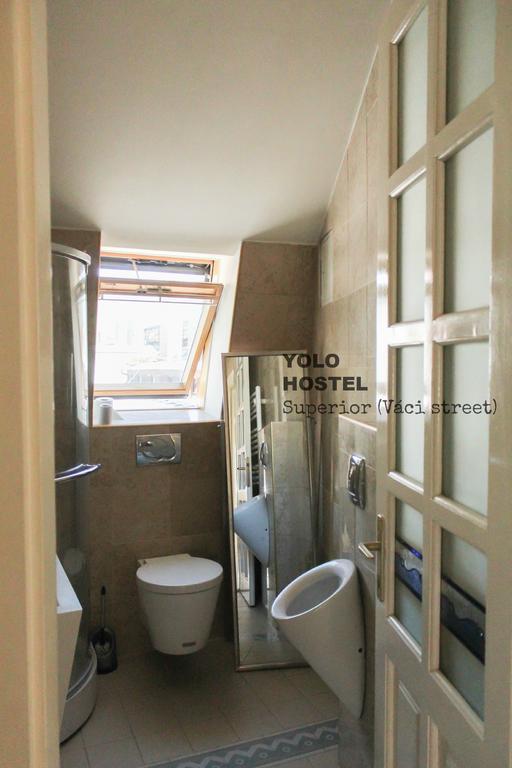 Yolo Hostel บูดาเปสต์ ภายนอก รูปภาพ