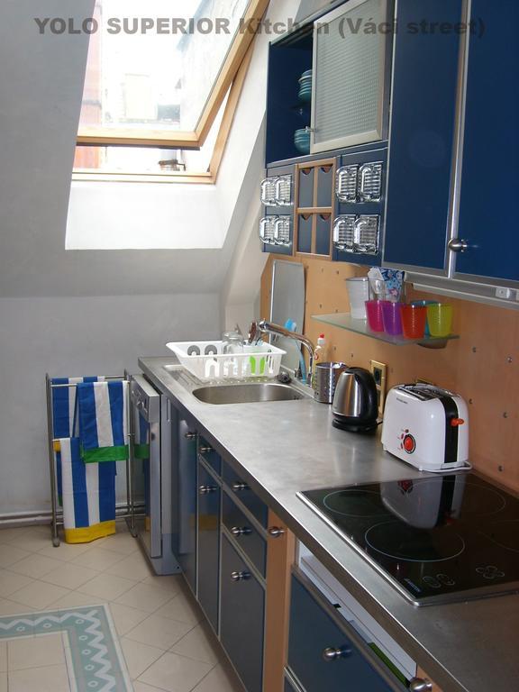 Yolo Hostel บูดาเปสต์ ภายนอก รูปภาพ
